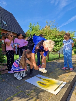 Bild "Schulleben_Projekte_Fuesse_11.JPG"