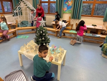 Bild "Schulleben_Projekte_basteltag_5.JPG"