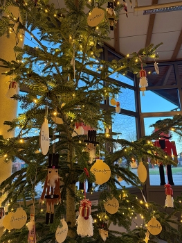 Bild "schulleben_feste_advent_10.JPG"