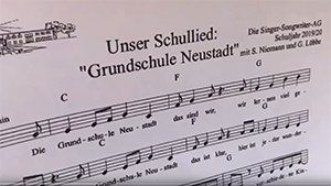 Bild "Willkommen:Thumbnain_Schullied_kl_Kopie.jpg"